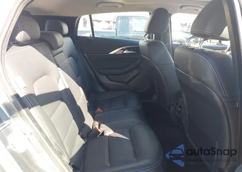 2017 Infiniti Qx30 Premium z USA, uszkodzony, nr VIN SJKCH5CR8HA017659